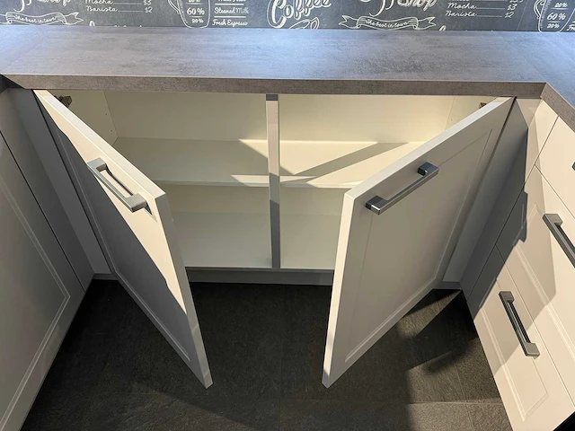 Nobilia - showroomkeuken (c) - afbeelding 2 van  30