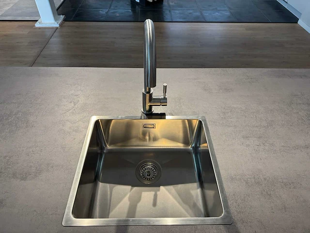 Nobilia - showroomkeuken (c) - afbeelding 15 van  30