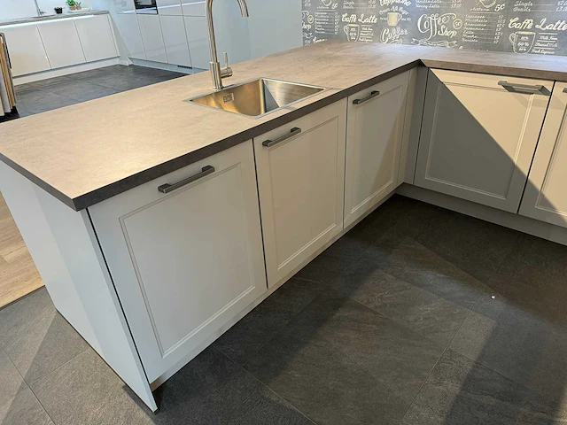 Nobilia - showroomkeuken (c) - afbeelding 26 van  30