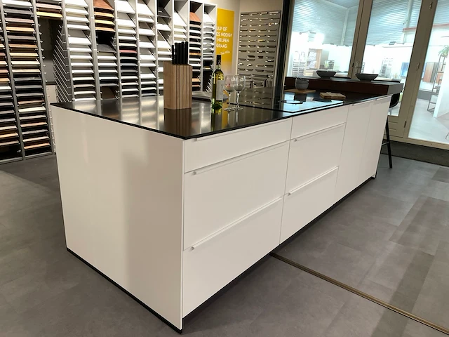 Nobilia - showroomkeuken (c) - afbeelding 34 van  51