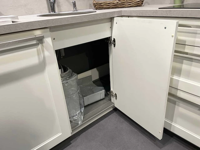 Nobilia - showroomkeuken - afbeelding 17 van  33