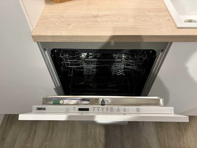 Nobilia - showroomkeuken - afbeelding 3 van  30