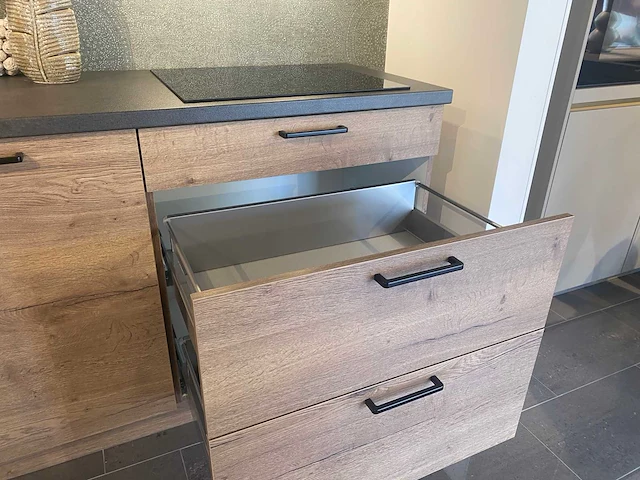 Nobilia - showroomkeuken - afbeelding 21 van  33