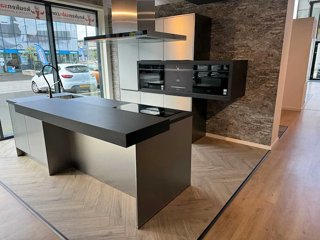 Nobilia - showroomkeuken - afbeelding 1 van  21