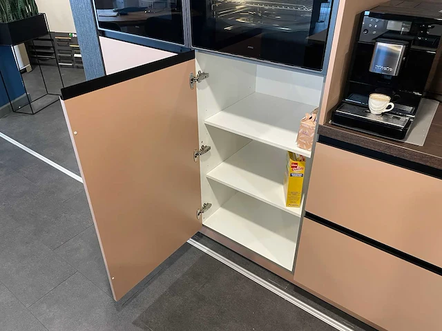 Nobilia - showroomkeuken - afbeelding 18 van  27