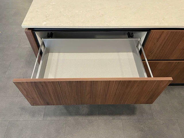 Nobilia - showroomkeuken - afbeelding 22 van  27