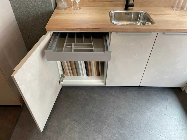 Nobilia - showroomkeuken - afbeelding 4 van  28