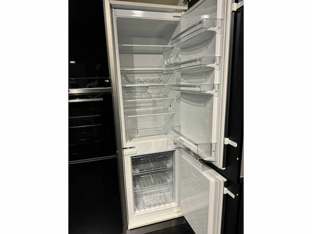 Nobilia - showroomkeuken - afbeelding 26 van  42