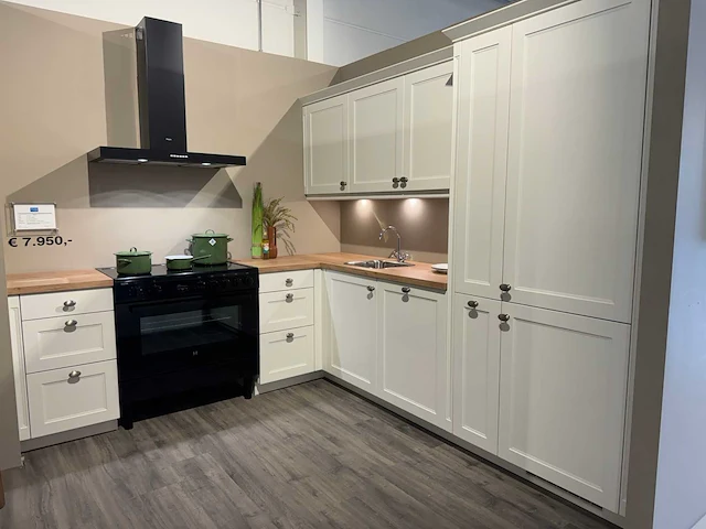 Nobilia - showroomkeuken - afbeelding 12 van  35