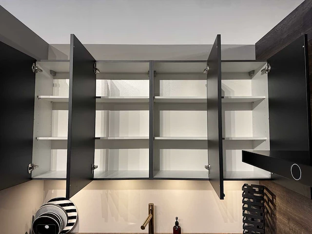 Nobilia - showroomkeuken - afbeelding 21 van  35