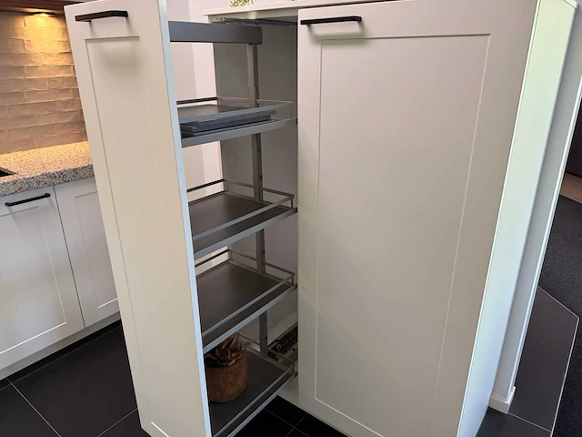 Nobilia - showroomkeuken - afbeelding 31 van  42