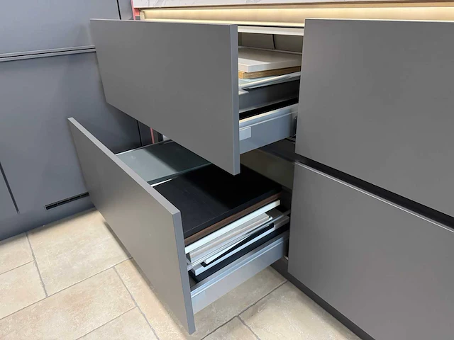 Nobilia - showroomkeuken - afbeelding 30 van  43
