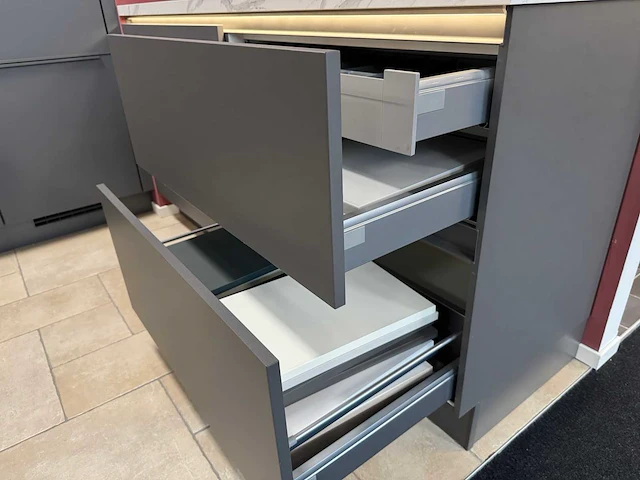 Nobilia - showroomkeuken - afbeelding 32 van  43