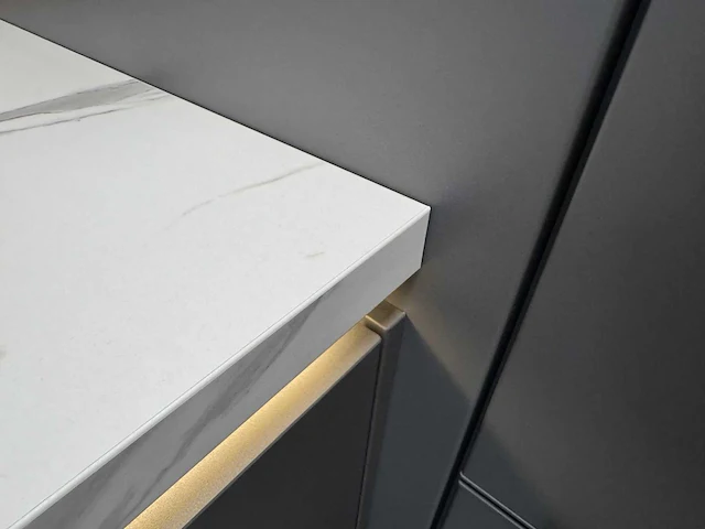 Nobilia - showroomkeuken - afbeelding 40 van  43