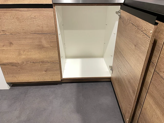 Nobilia - showroomkeuken - afbeelding 2 van  53