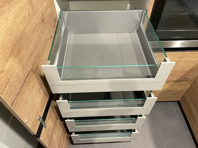 Nobilia - showroomkeuken - afbeelding 10 van  53