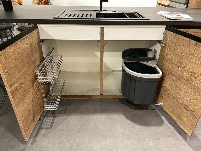 Nobilia - showroomkeuken - afbeelding 14 van  53