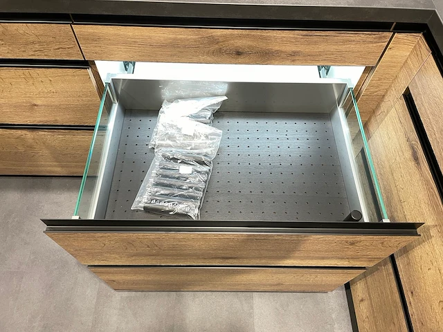 Nobilia - showroomkeuken - afbeelding 27 van  53