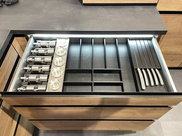 Nobilia - showroomkeuken - afbeelding 36 van  53