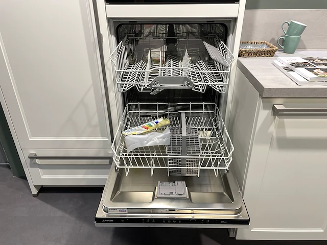 Nobilia - showroomkeuken - afbeelding 2 van  33