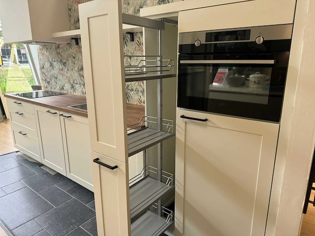 Nobilia - showroomkeuken - afbeelding 8 van  35