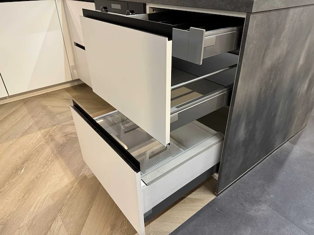 Nobilia - showroomkeuken - afbeelding 32 van  48