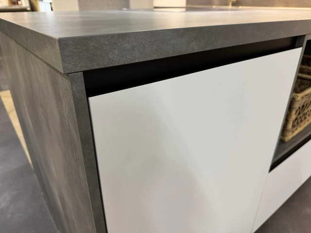 Nobilia - showroomkeuken - afbeelding 47 van  48