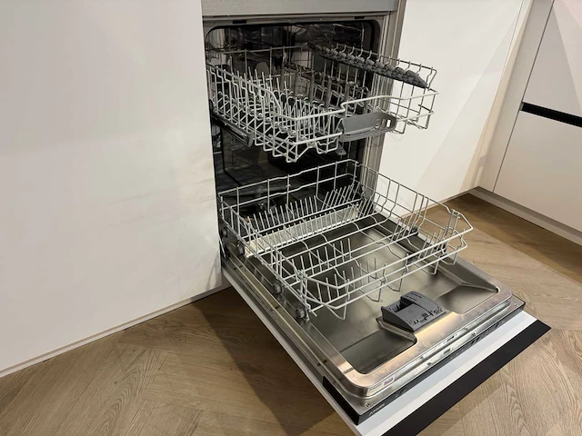 Nobilia - showroomkeuken - afbeelding 9 van  48