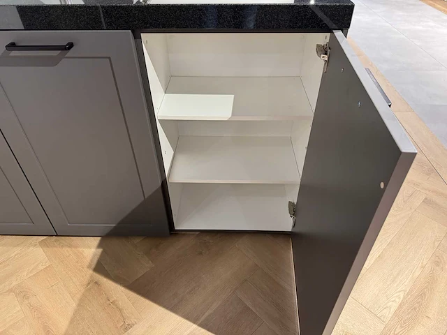 Nobilia - showroomkeuken - afbeelding 2 van  52