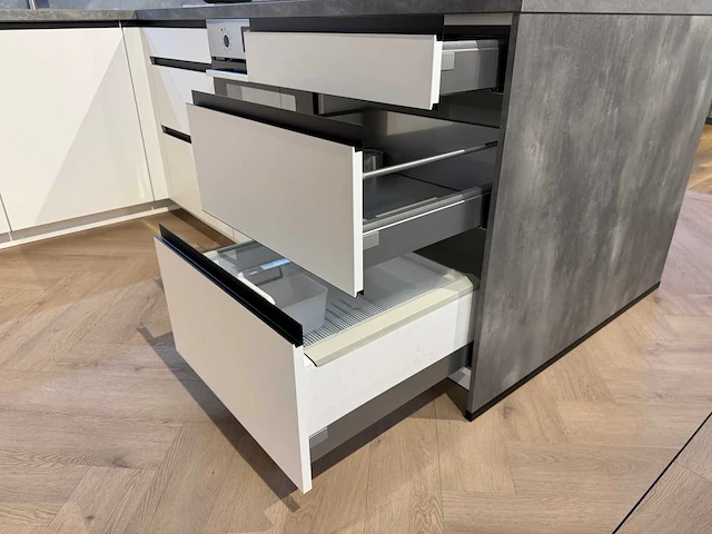 Nobilia - showroomkeuken - afbeelding 22 van  53