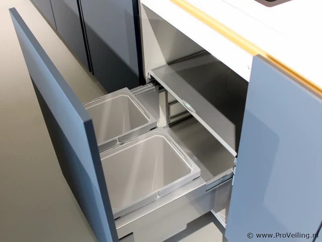 Nobilia - siemens eilandkeuken met apparaten- en kastenwand - afbeelding 7 van  54