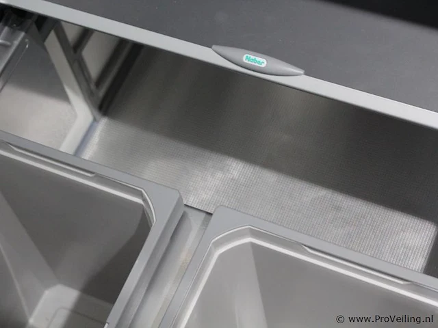 Nobilia - siemens eilandkeuken met apparaten- en kastenwand - afbeelding 8 van  54