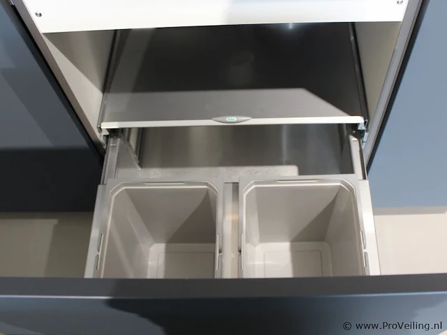 Nobilia - siemens eilandkeuken met apparaten- en kastenwand - afbeelding 9 van  54