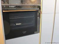 Nobilia - siemens eilandkeuken met apparaten- en kastenwand - afbeelding 36 van  54