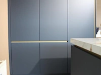 Nobilia - siemens eilandkeuken met apparaten- en kastenwand - afbeelding 34 van  54