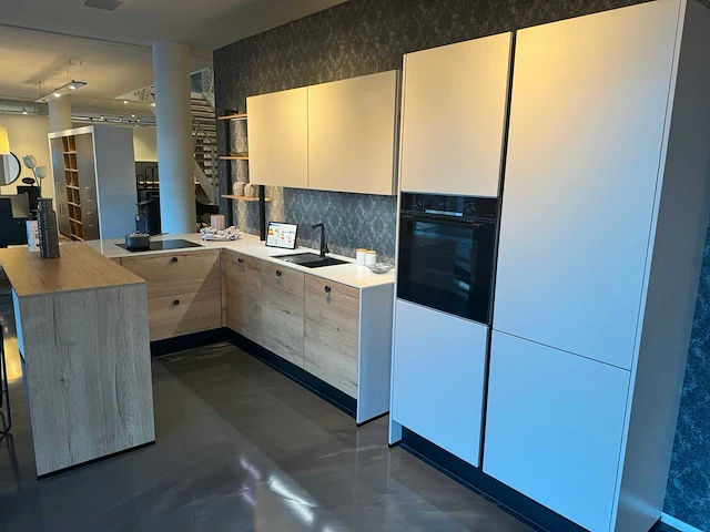 Nobilia - xeno - showroomkeuken - afbeelding 12 van  32