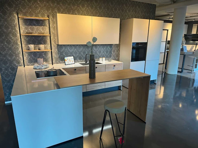 Nobilia - xeno - showroomkeuken - afbeelding 27 van  32