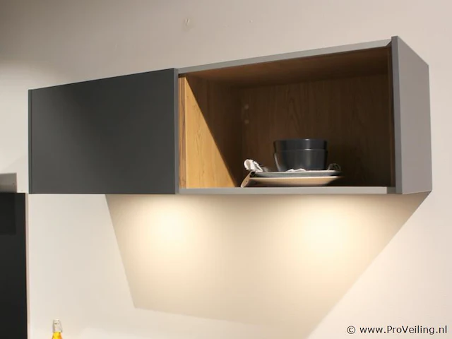 Nobilia -bosch hoek/eilandkeuken met apparatenwand - afbeelding 28 van  52