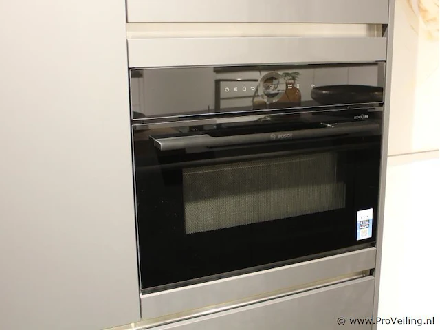 Nobilia -bosch hoek/eilandkeuken met apparatenwand - afbeelding 40 van  52