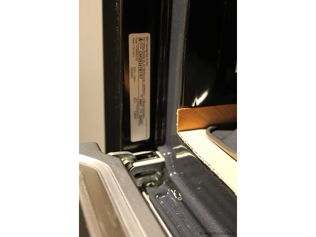 Nobilia -bosch hoek/eilandkeuken met apparatenwand - afbeelding 42 van  52