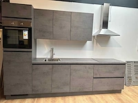 Nobilia decor beton schiefergrijs recht opgestelde keuken - afbeelding 1 van  23