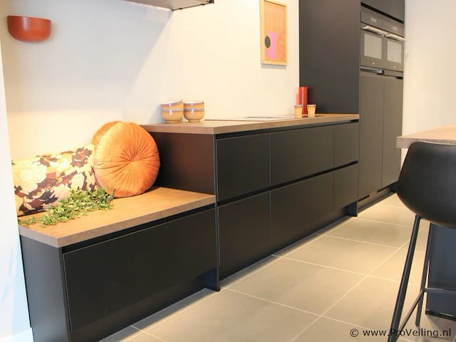 Nobilia eiland keuken met apparatenwand tortona - afbeelding 13 van  52