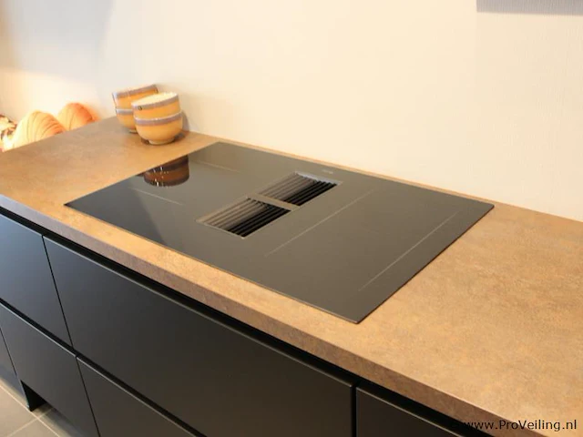 Nobilia eiland keuken met apparatenwand tortona - afbeelding 27 van  52