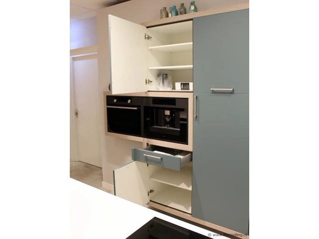 Nobilia eiland keuken met apparatenwand - afbeelding 16 van  28