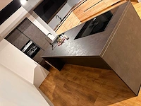 Nobilia eiland keuken met kastenwand - afbeelding 12 van  27