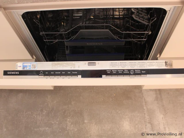 Nobilia eilandkeuken met apparatenwand easy touch - afbeelding 5 van  37