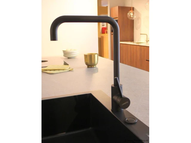 Nobilia eilandkeuken met apparatenwand easy touch - afbeelding 13 van  37