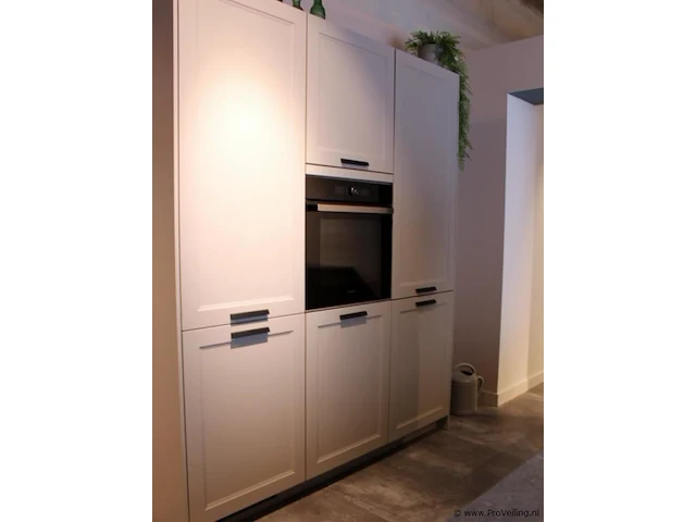 Nobilia eilandkeuken met apparatenwand easy touch - afbeelding 14 van  37
