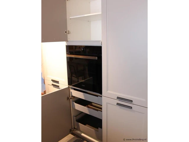 Nobilia eilandkeuken met apparatenwand easy touch - afbeelding 16 van  37