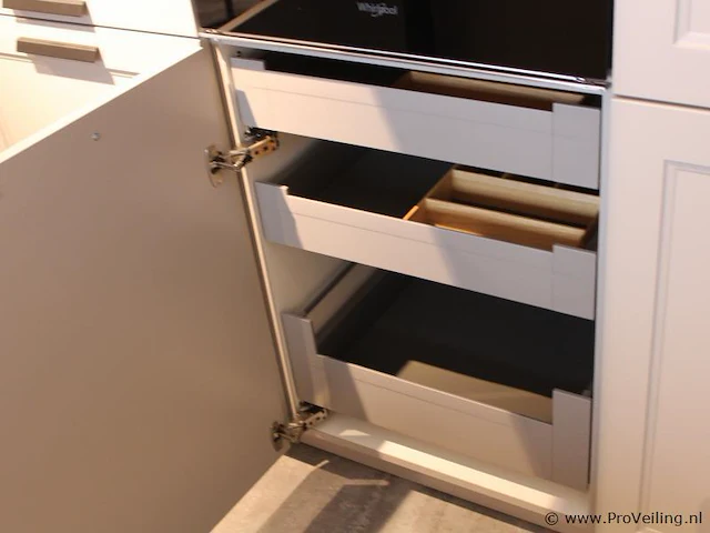 Nobilia eilandkeuken met apparatenwand easy touch - afbeelding 17 van  37